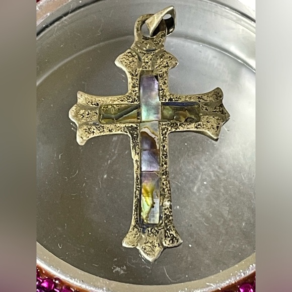 Vintage Mexican Sterling Silver Estate Cross Pendant Inlaid with Abalone - Picture 7 of 7